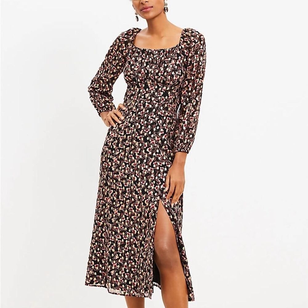 LOFT Floral Puff Sleeve Side Slit Dress - size 6 - Cottagecore / Spring Workwear